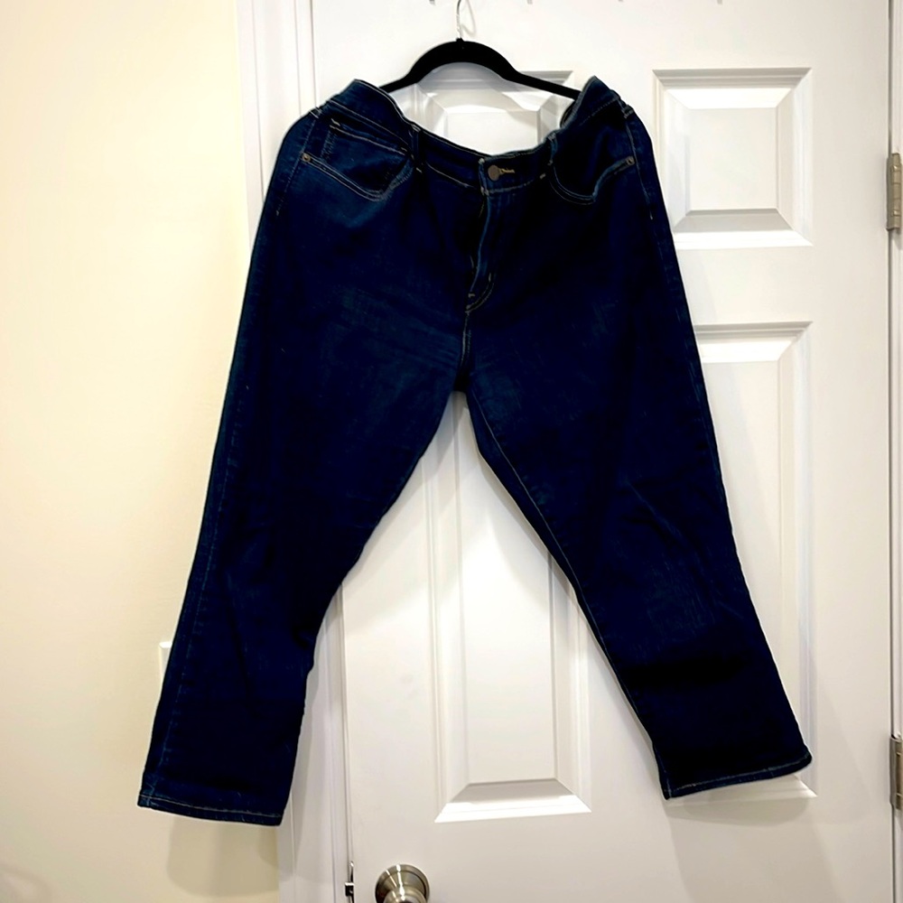 Women’s cropped jeans